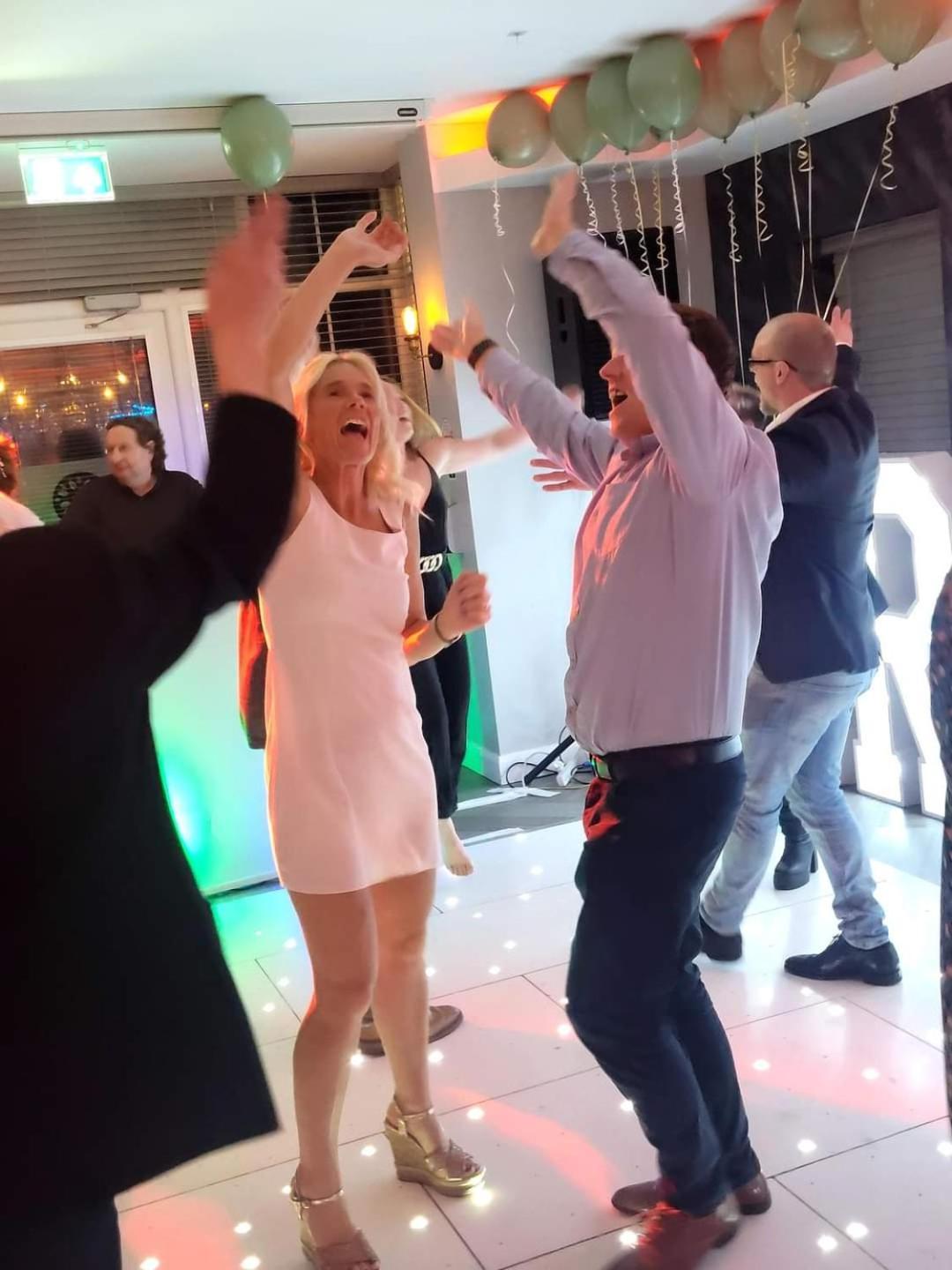 The Avenue Hotel Ltd クリザーロー エクステリア 写真