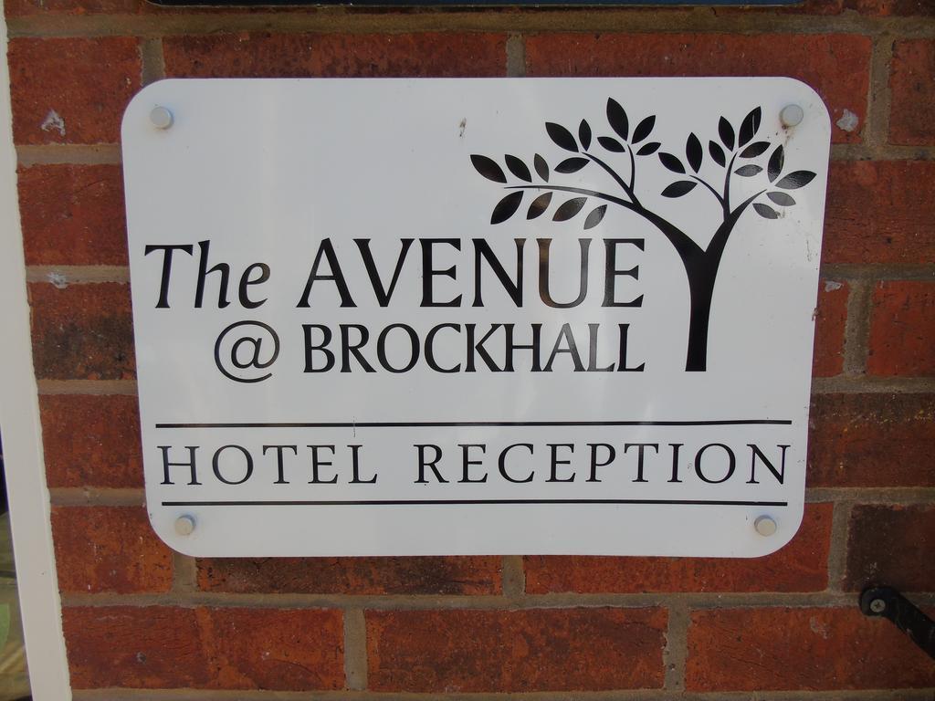 The Avenue Hotel Ltd クリザーロー エクステリア 写真
