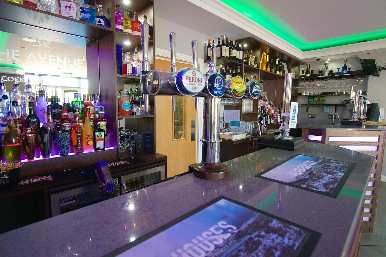 The Avenue Hotel Ltd クリザーロー エクステリア 写真